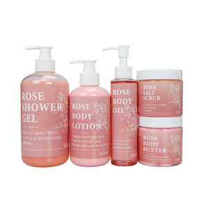 Conjunto de cinco art&iacute;culos de rosa